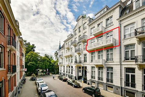 foto's van celine amsterdam hooftstraat